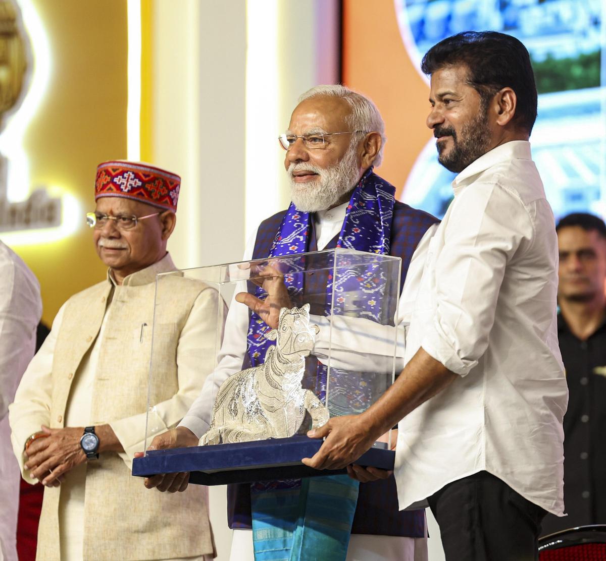 ‘If I give you what Gujarat got, then..’: Watch PM Modi’s message to ...