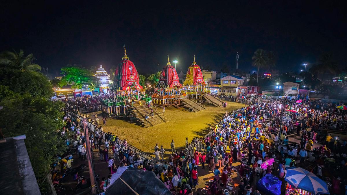 Devotees gather for Bahuda Rath Yatra on ninth day of festival in Puri