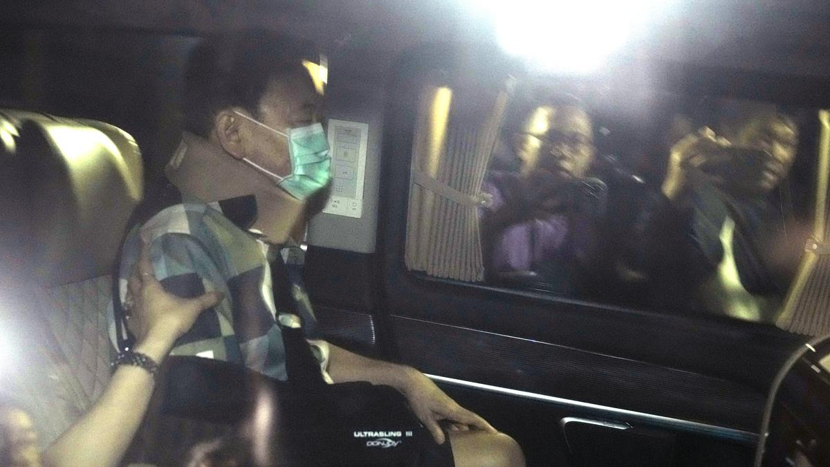 Former Thai PM Thaksin released on parole after serving 6 months in hospital