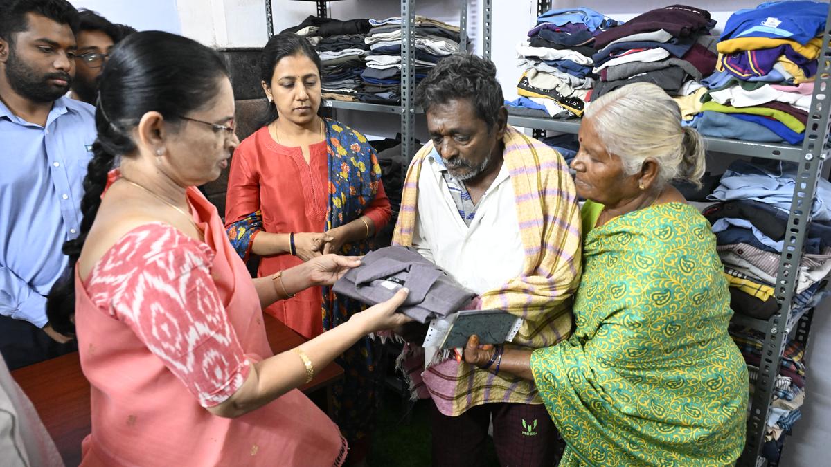 Coimbatore Medical College Hospital inaugurates pre-loved clothing outlet for patients