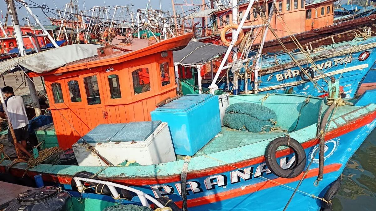 Marine enforcement squad intensifies patrol to curb juvenile fishing in Kozhikode