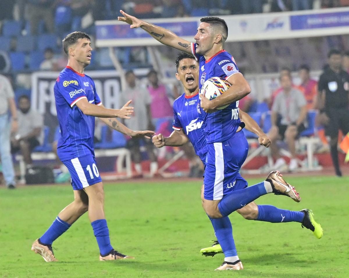 Jorge Rolando Pereyra Diaz celebrates after scoring BFC’s equaliser during the Indian Super League football match against FC Goa at the Sree Kanteerva Stadium, Bengaluru, on December 14, 2024.