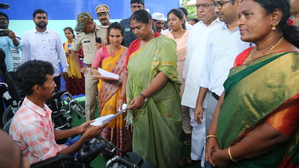 Minister Seethakka inaugurates Indira Mahila Shakti canteen in Mulugu