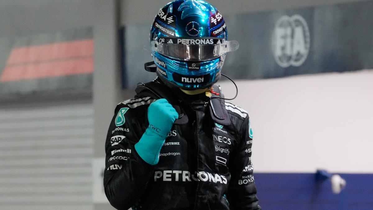 Russell on pole for Singapore GP as Verstappen beats McLarens