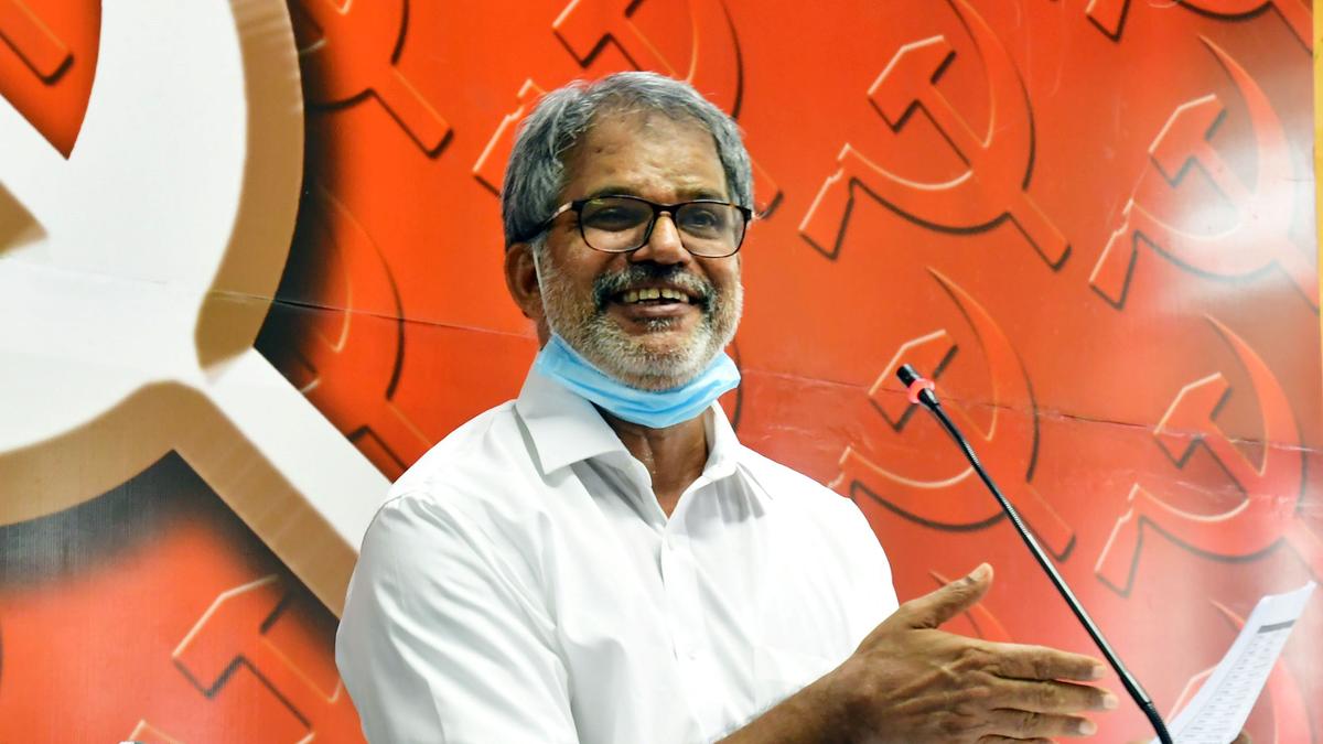 CPI(M) in Kerala rallies behind politburo member Vijayaraghavan on his remarks against Rahul, Priyanka