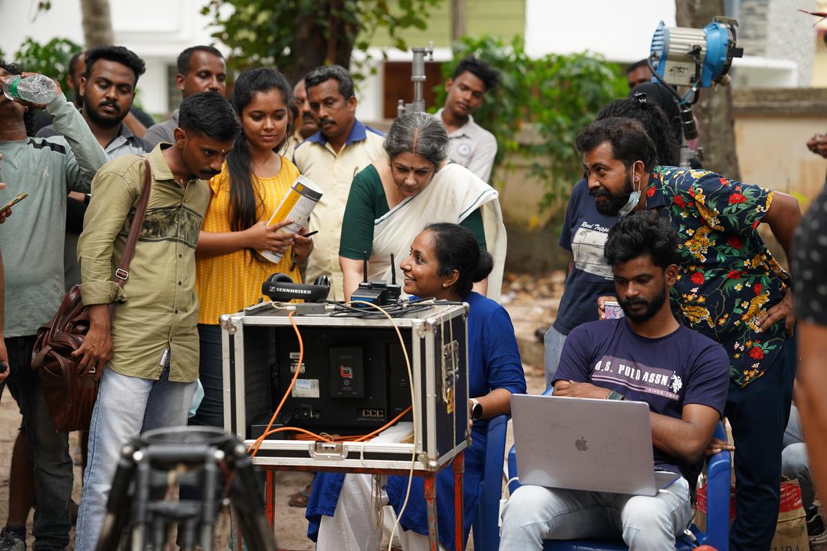 Indu Lakshmi with Shanthi Krishna on the location of Nila