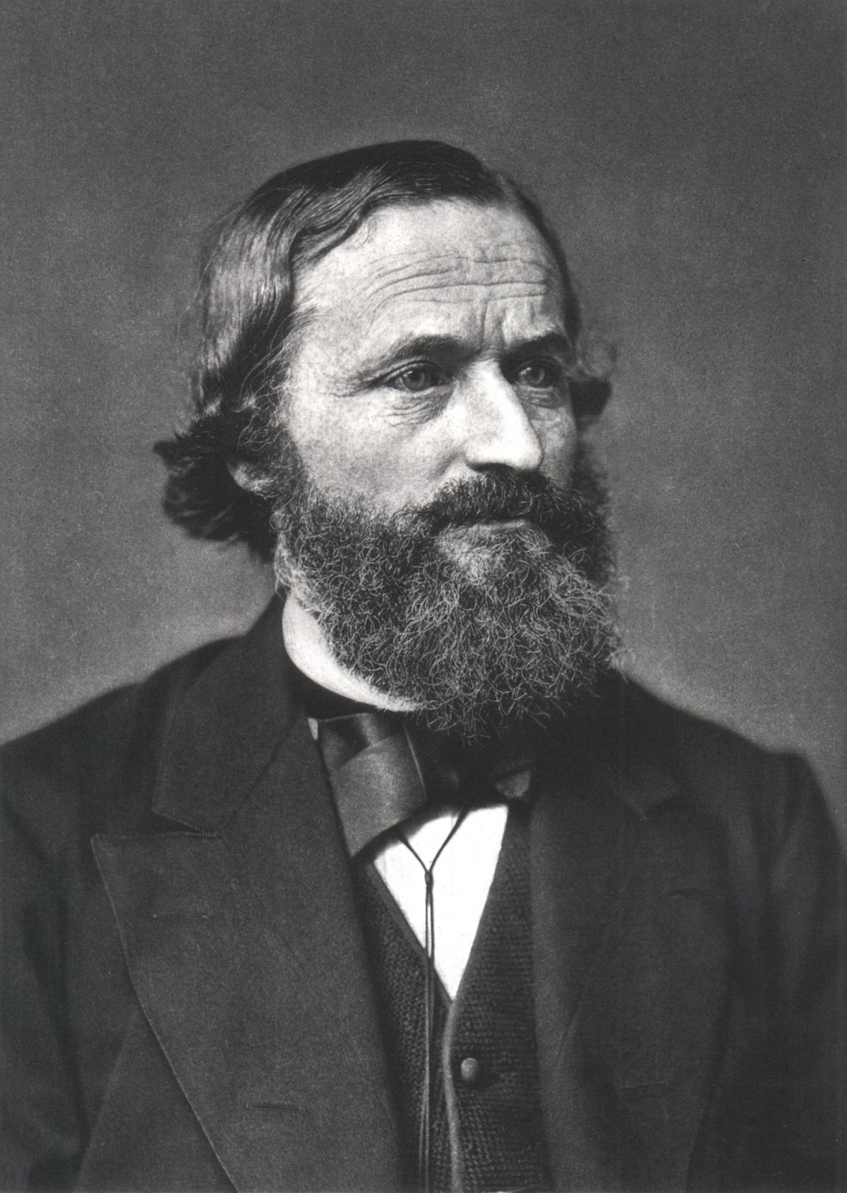 Gustav Robert Kirchhoff. Gustav Robert Kirchhoff.
