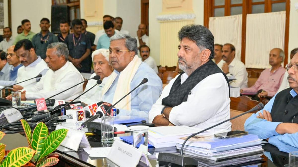 Siddaramaiah directs CS to issue notices to DDPIs for poor show in SSLC results
