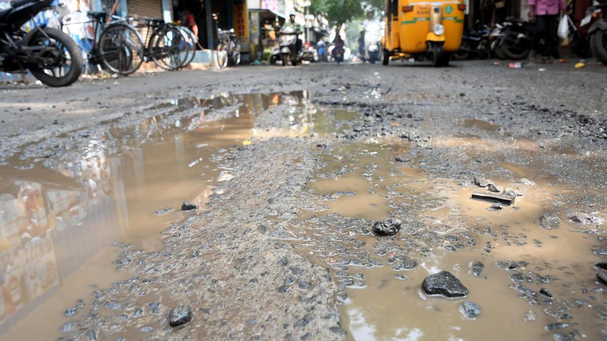 Busy Mint Street waits for a better road