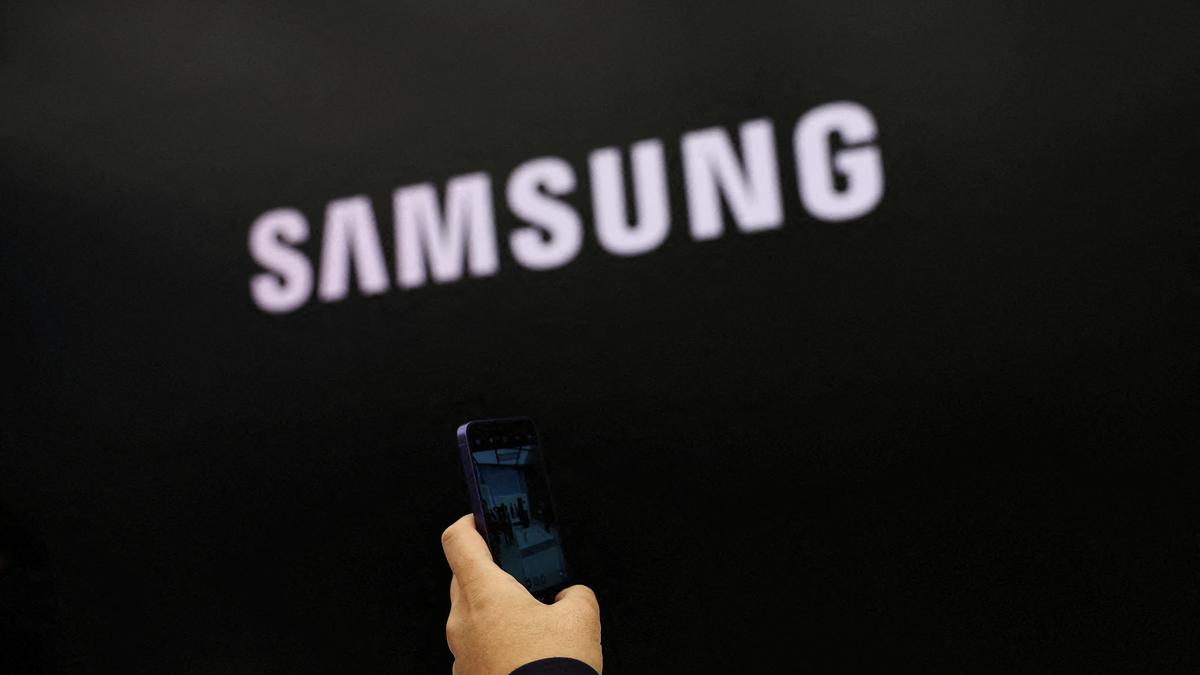 Samsung flags better-than-expected profit rise as AI boom lifts chip ...