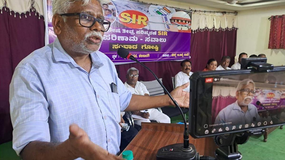 ‘विशेष गहन पुनरीक्षण लाखों मतदाताओं को अपने ही देश में बाहरी बना रहा है’