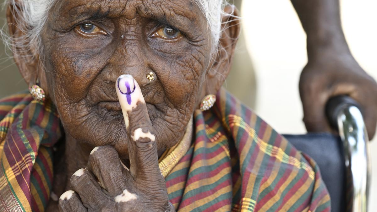 Braving odds, senior citizens cast votes in Bengaluru