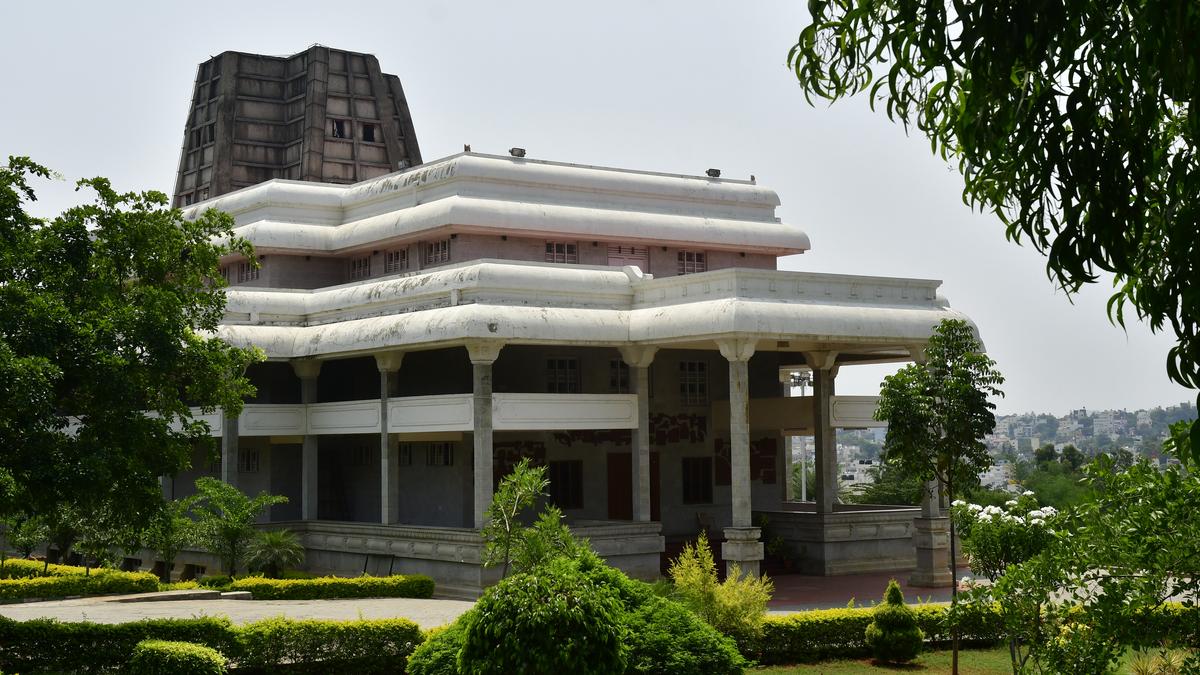 Bangalore Players to stage Kannada play Gampara Gumpu on August 30 at Kalagrama