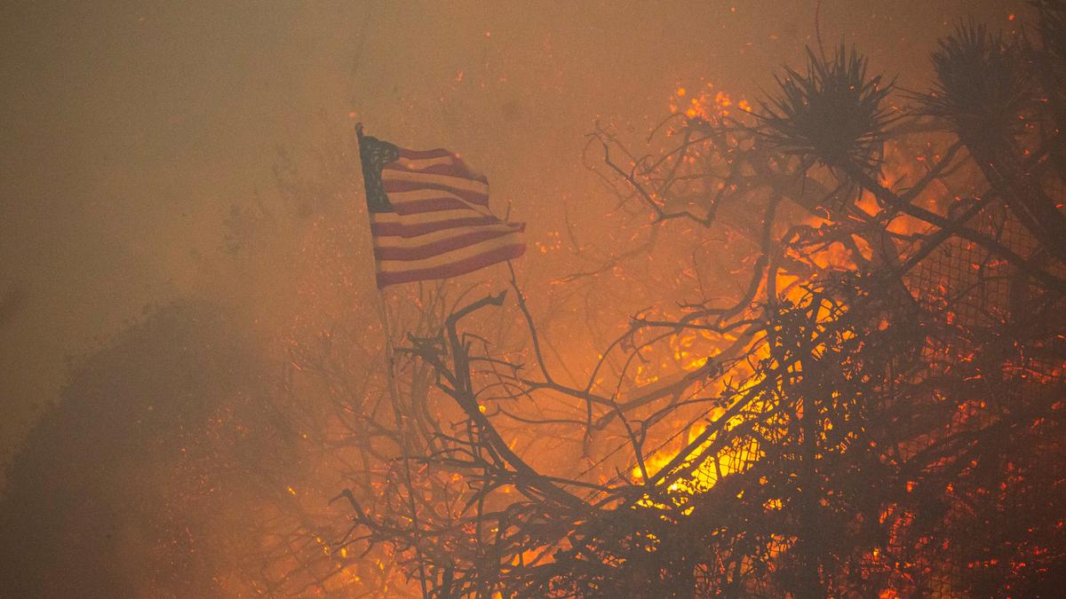 Many structures already destroyed in Pacific Palisades wildfire, California governor says