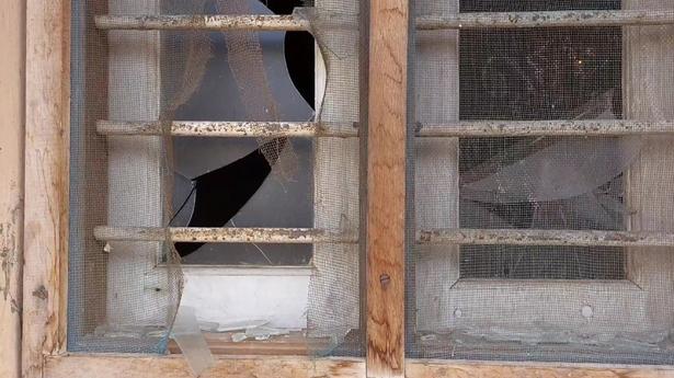 Detonator used for illegal fishing hurled at a house in Uthamapalayam