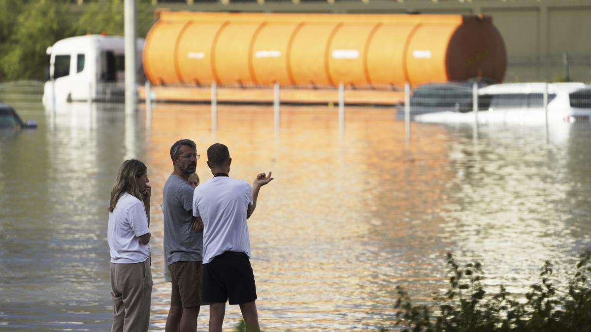 Watch | Heavy floods hit Dubai airport, Oman