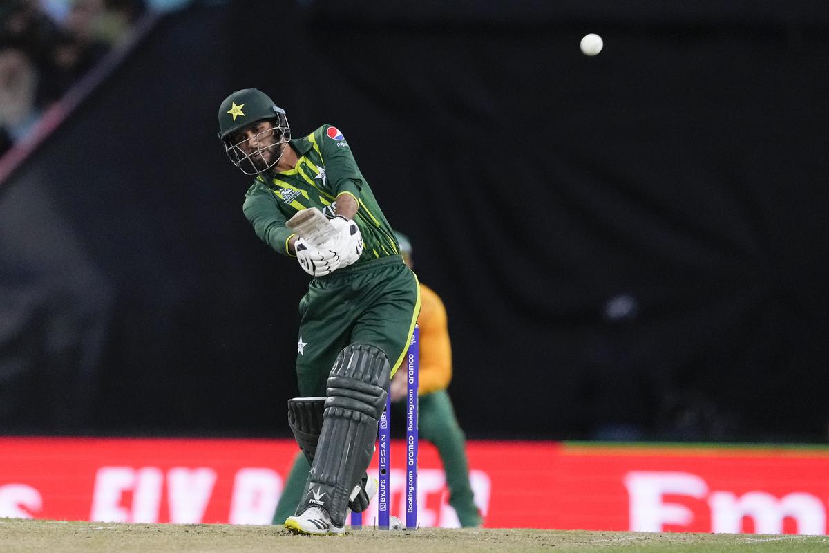 ICC T20 World Cup 2022 | Pakistan wins toss, bats vs South Africa