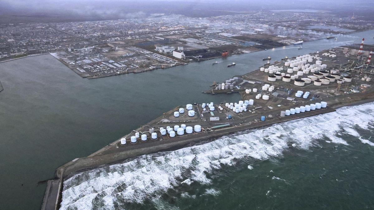 Top news of the day: Fire breaks out in Rajasthan HPCL refinery, a day before PM Modi was to inaugurate; Japan warns of ‘huge’ earthquake after powerful tremor, records 80 cm tsunami wave, and more