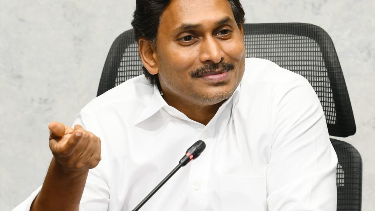 Police allow road travel for Jagan’s convoy to Anakapalli, no permission for roadshow