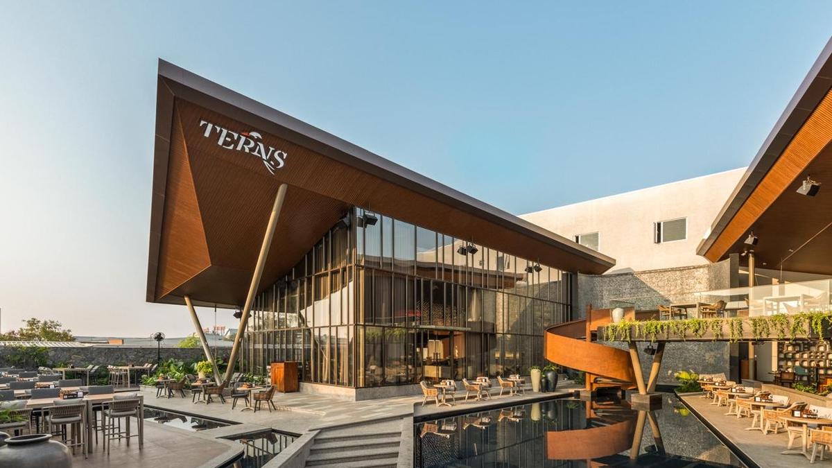 A restaurant themed around migratory bird celebrates curated cuisines