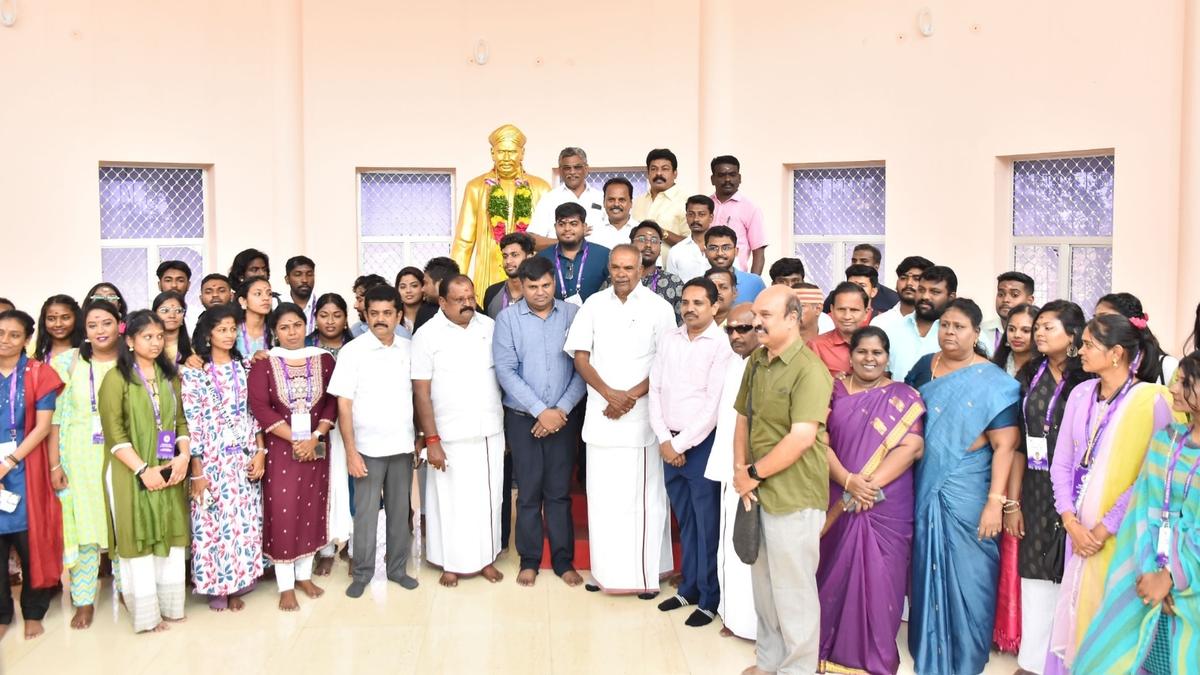 Non-resident Tamil youth visit Tirunelveli under ‘Vaerkalai Thaedi’ programme