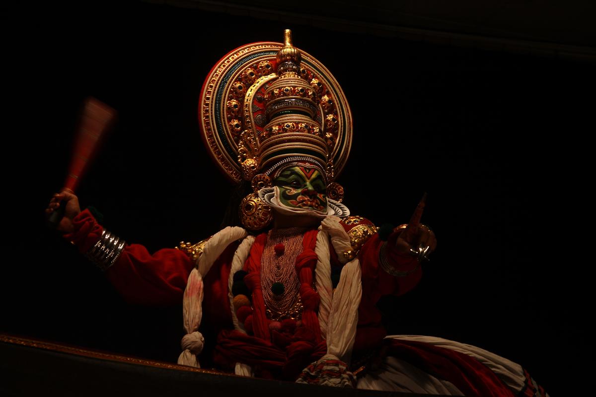 Tripunithura Vanitha Kathakali Sangham’s Renjini Suresh during one of her performances at Kochi. 