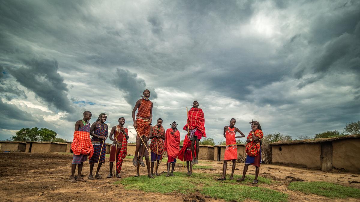 Of the many indigenous people who still live here, the most famous are the Masai.