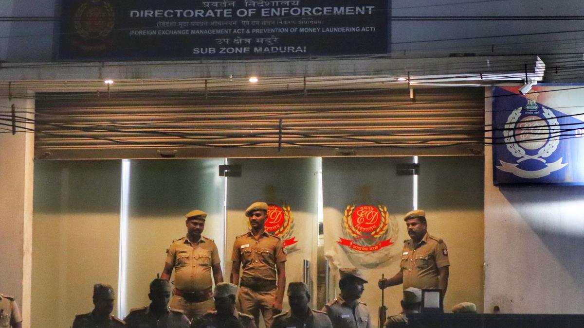 Tamil Nadu anti-corruption police search Enforcement Directorate office in Madurai after arresting officer on bribery charge, recover ₹20 lakh cash