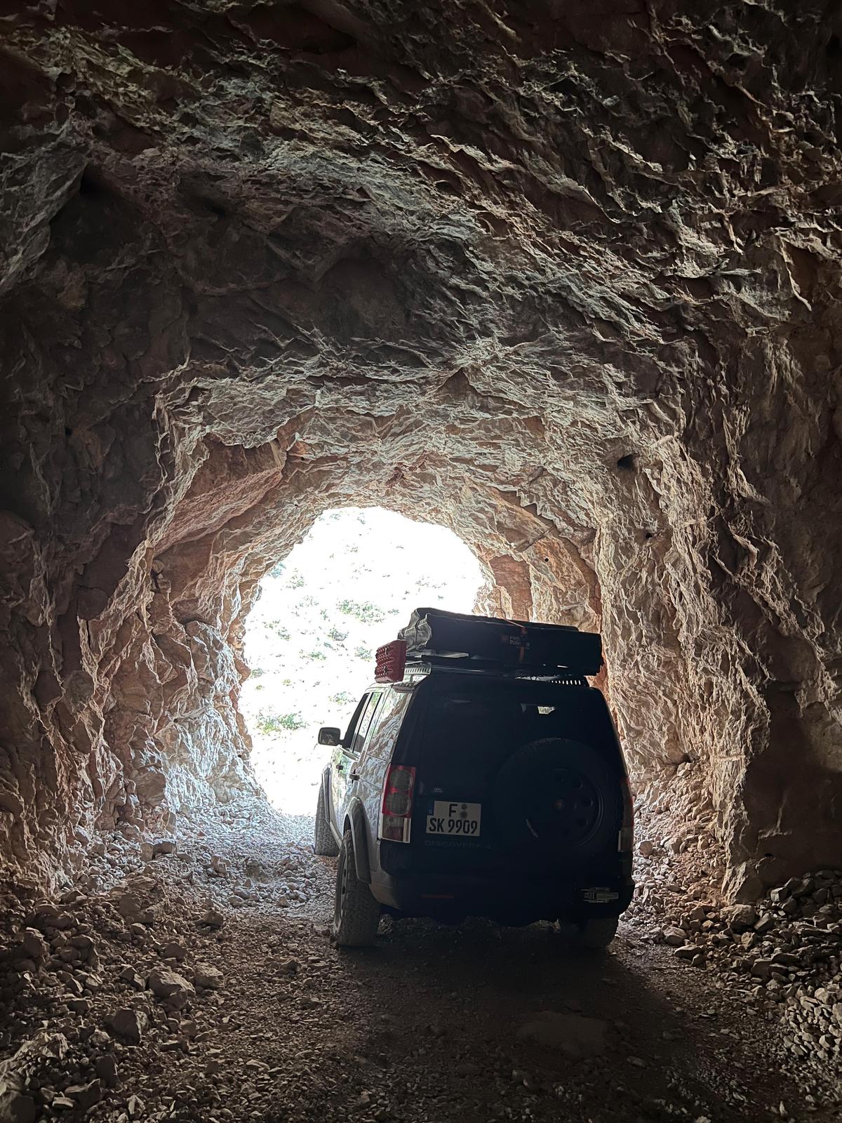 तुर्की में स्टोन रोड तुर्की में स्टोन रोड