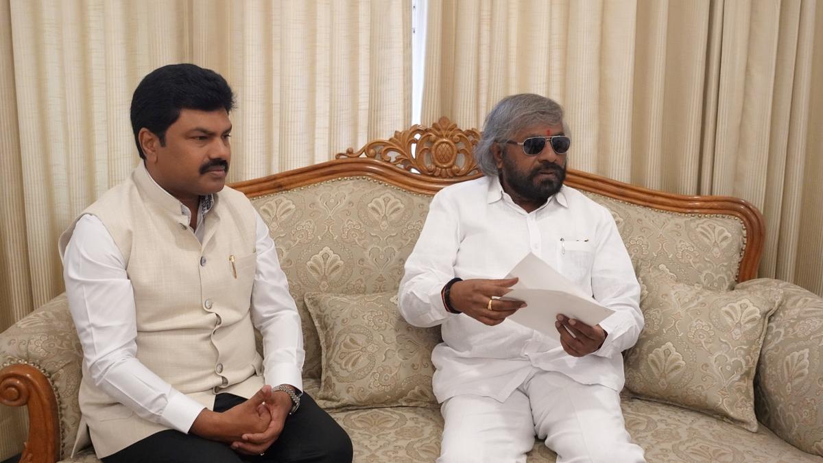 Shivamogga MP requests Forest Minister for order on Shettihally Wildlife Sanctuary