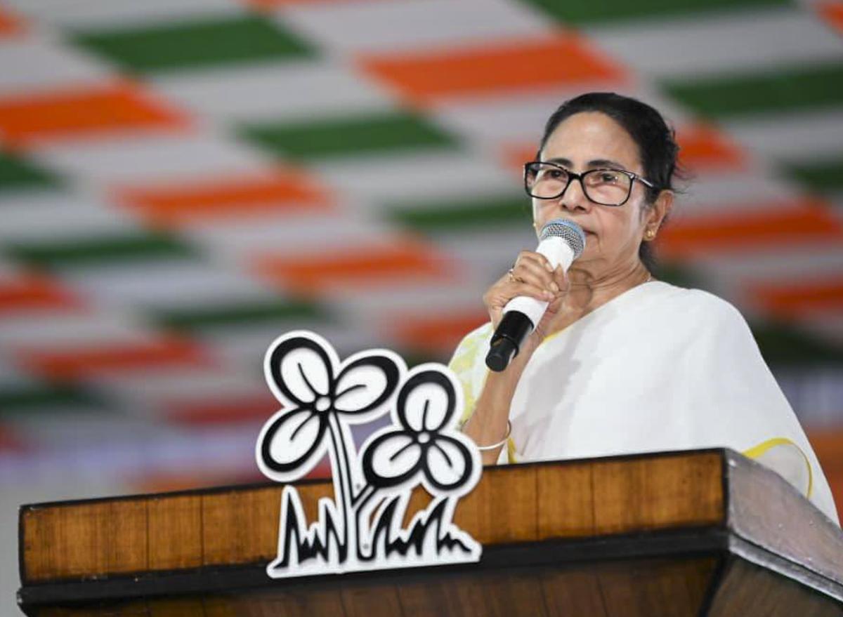 Bengal CM Mamata faces backlash over remarks on women safety - The Hindu