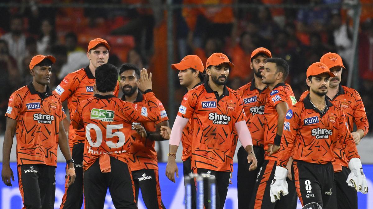 IPL 2026: Daniel Vettori heaps praise on pace trio of Malinga, Cummins and Sakib