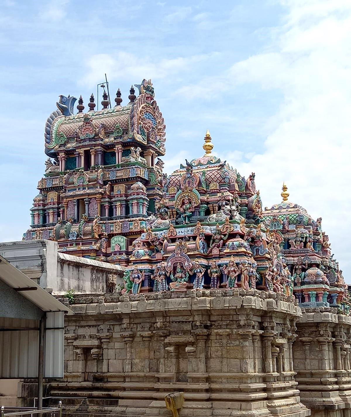 A view of the Sathuranga Vallabhanathar Temple at Thirupoovanur in Tiruvarur district