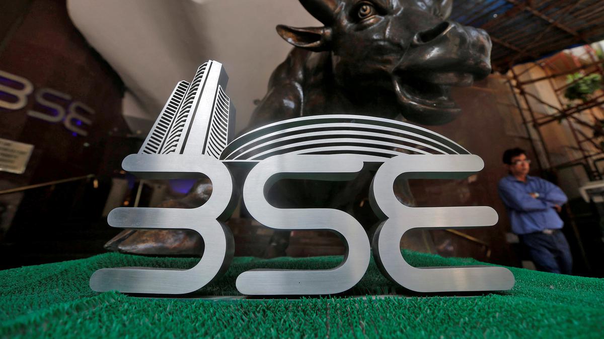 Sensex, Nifty drop for second day on selling in IT, tech shares