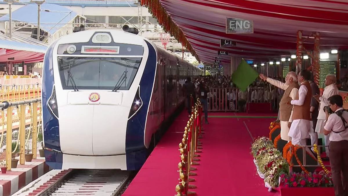 PM Modi flags off Bhopal-Delhi Vande Bharat train