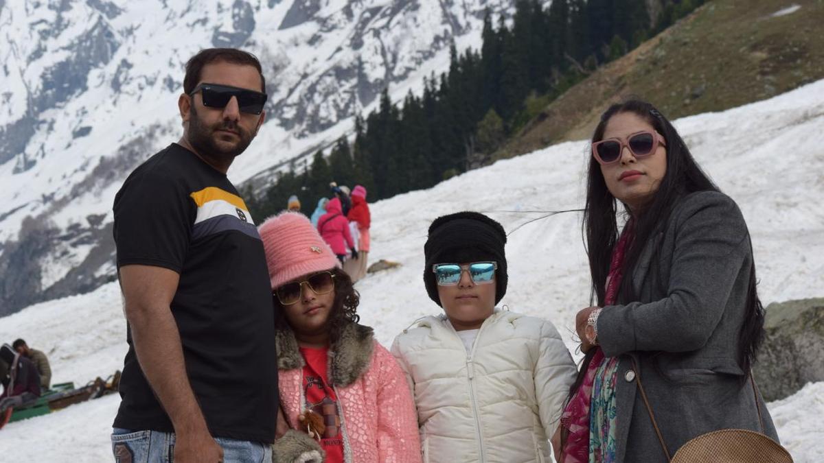 Kashmir vacation turns horror for Jaipur couple; both recovering from militant attack