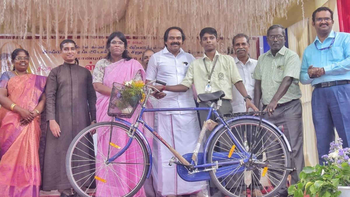 Minister Mano Thangaraj launches free bicycle distribution to 14,025 students in Kanniyakumari