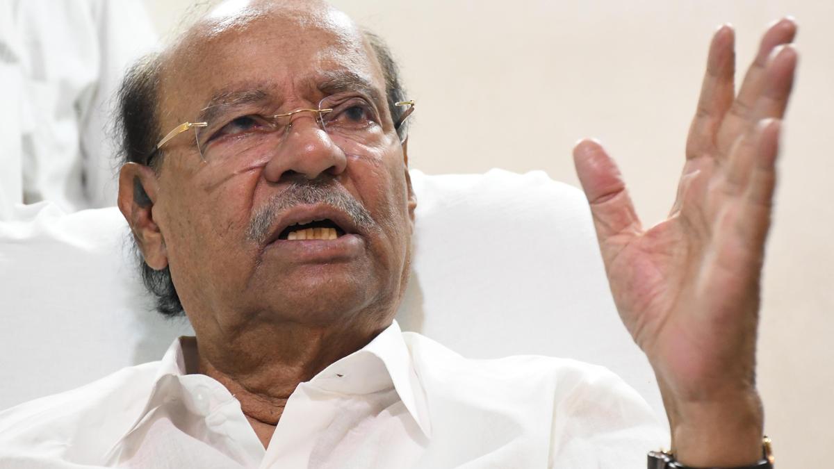 Ramadoss to protest against EC recognising Anbumani as PMK president