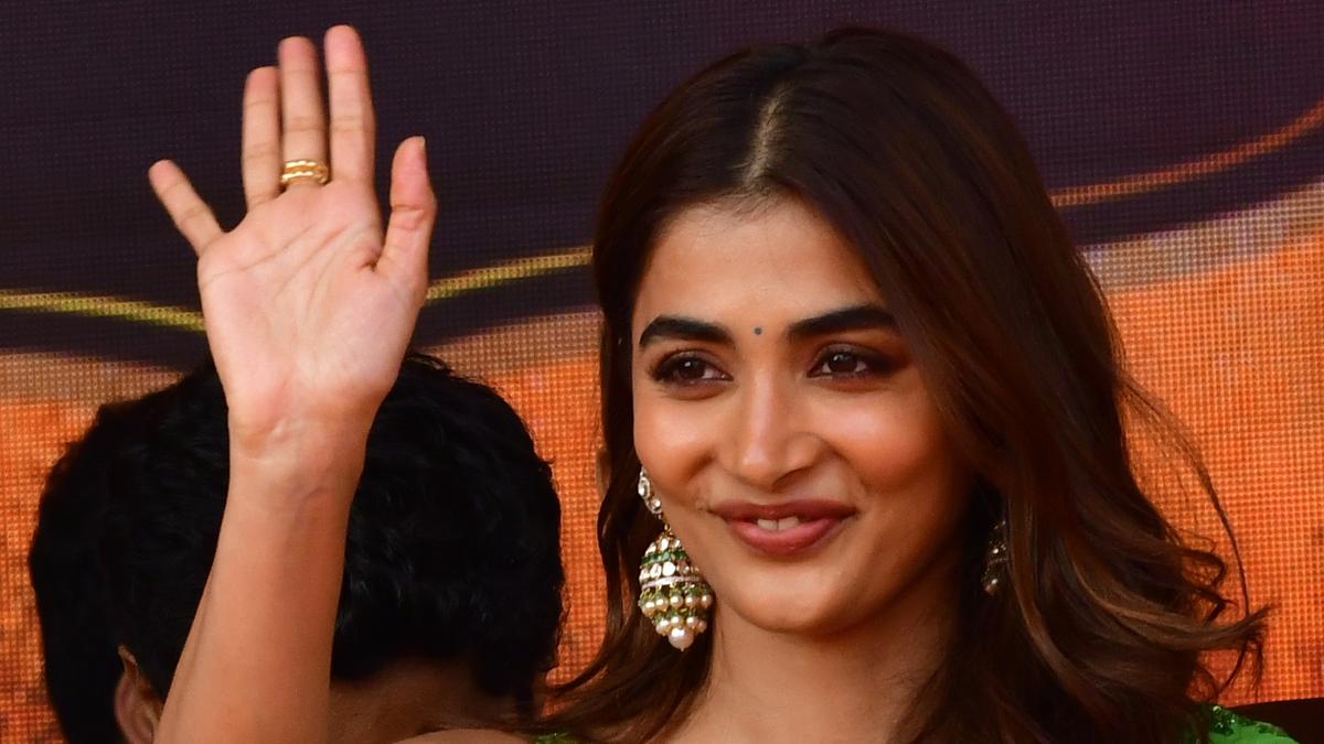 Pooja Hegde to star alongside Ahan Shetty in ‘Sanki’