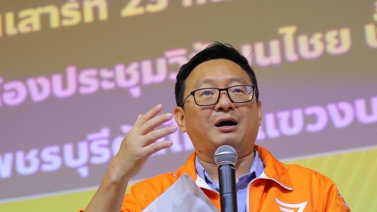 Thai election winner appoints replacement party leader
