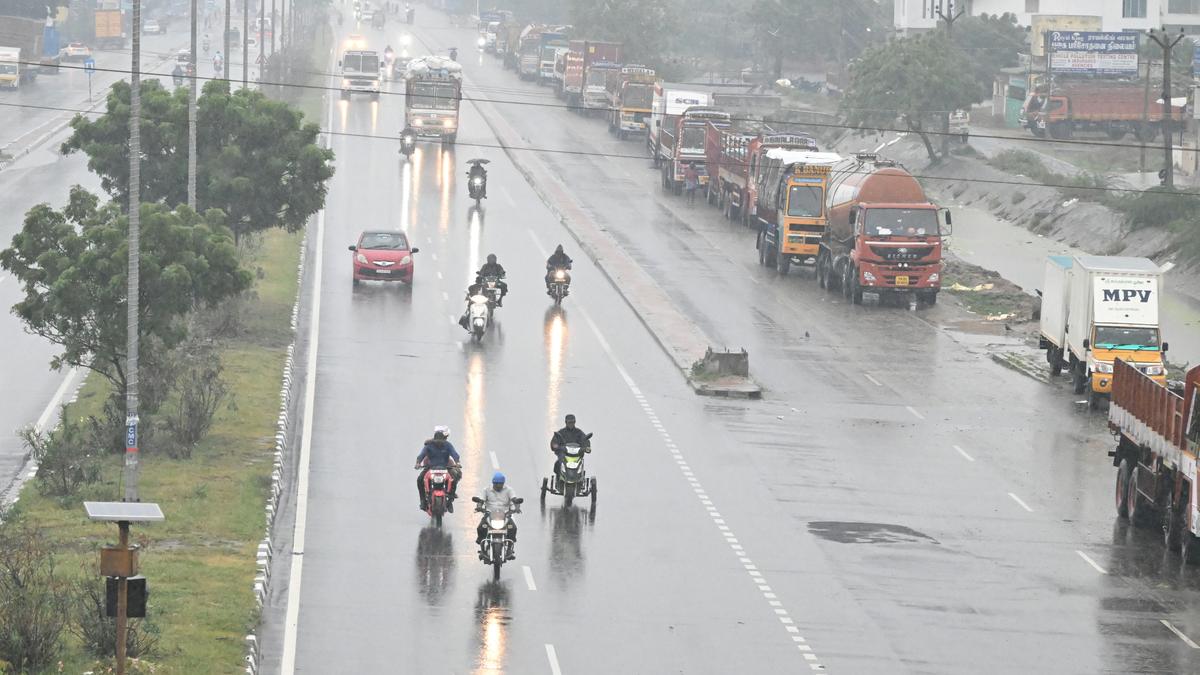 Heavy Rain Lashes Thoothukudi District in Tamil Nadu