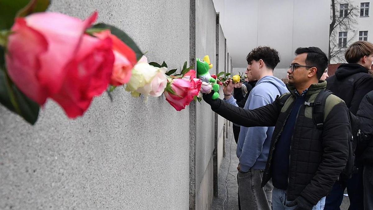 East Europe and literary prizes: where David Szalay and László Krasznahorkai meet