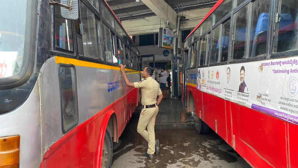 Karnataka bus strike: Notices to over 17,000 employees, estimated loss is ₹20 crore