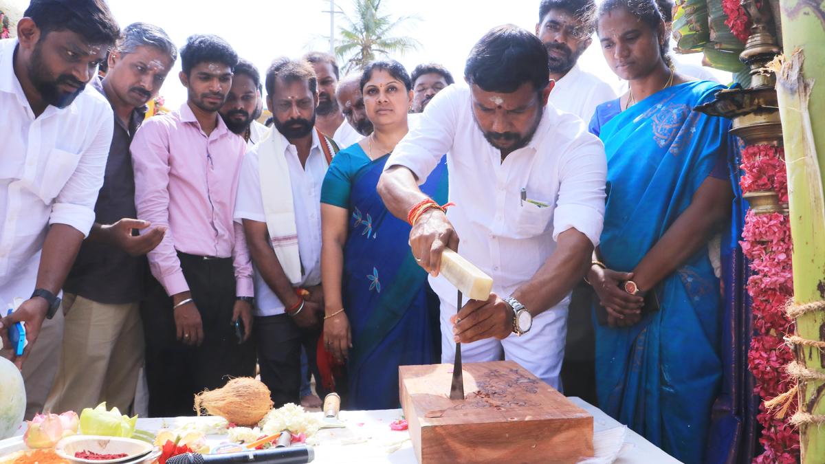 Work begins on new chariot for Perur Patteeswarar Temple