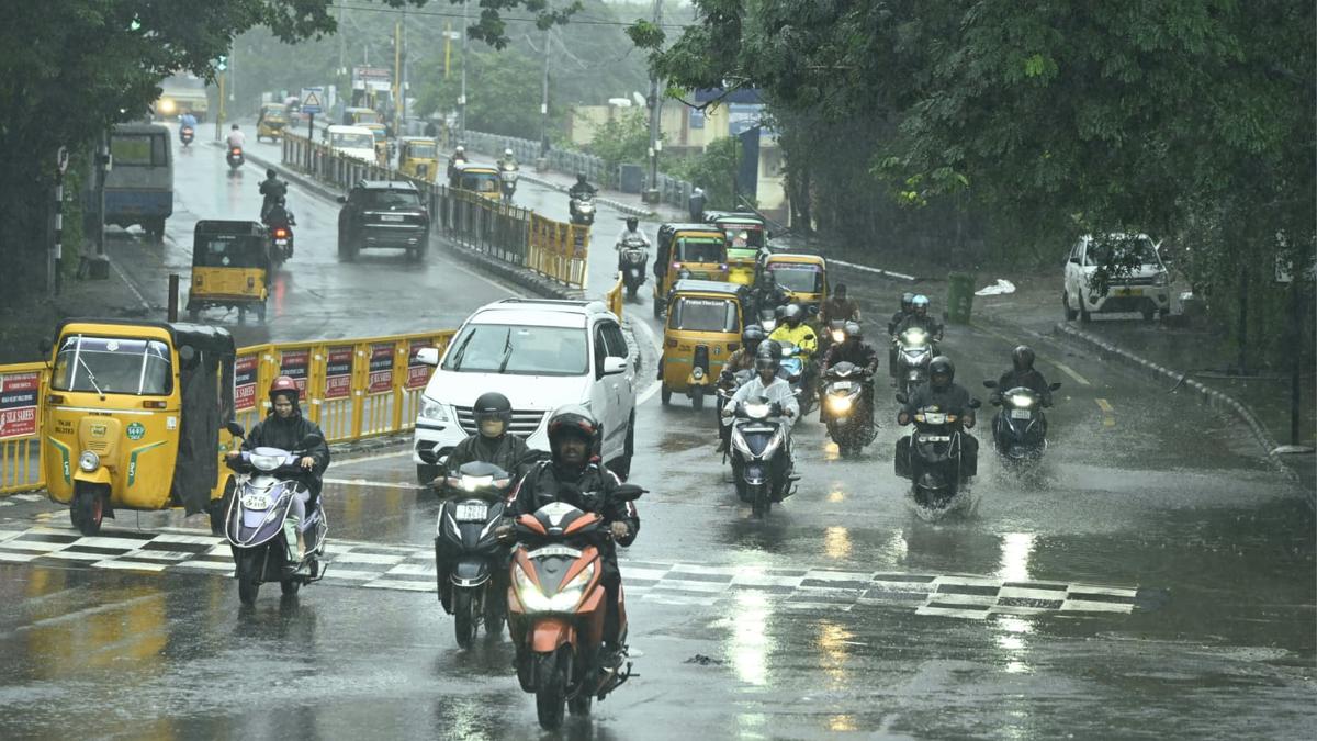 Cyclone Ditwah LIVE updates: Red Nowcast warning issued for Chennai, Thiruvallur districts
