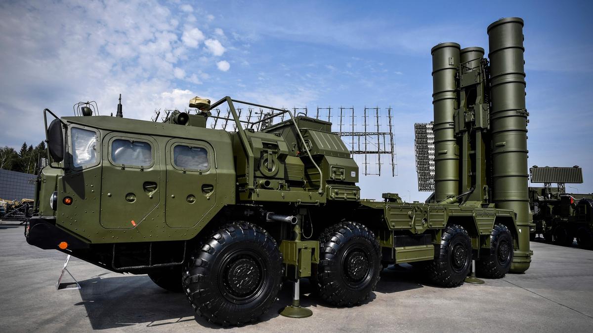 Russia delivers fourth squadron of AI-enabled S-400 air defence system