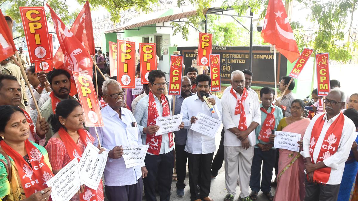 Left parties protest power tariff hike, vow to vote out Jagan in upcoming elections