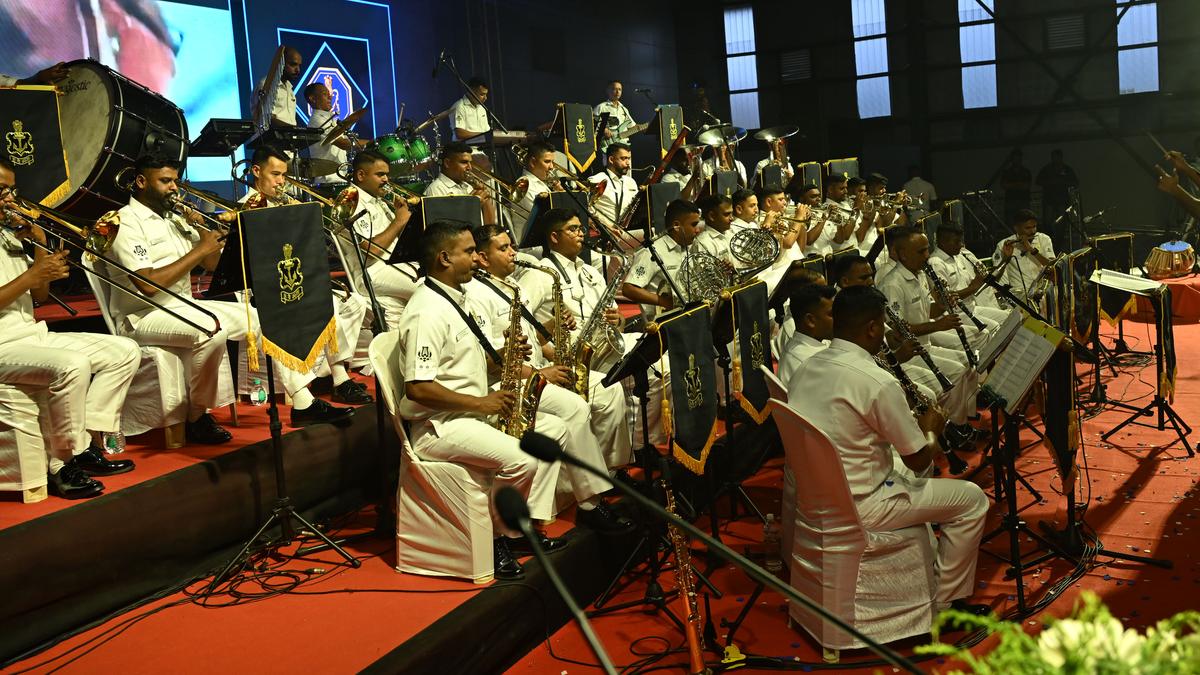 Navy band regales spectators with peppy numbers at NIT Tiruchi