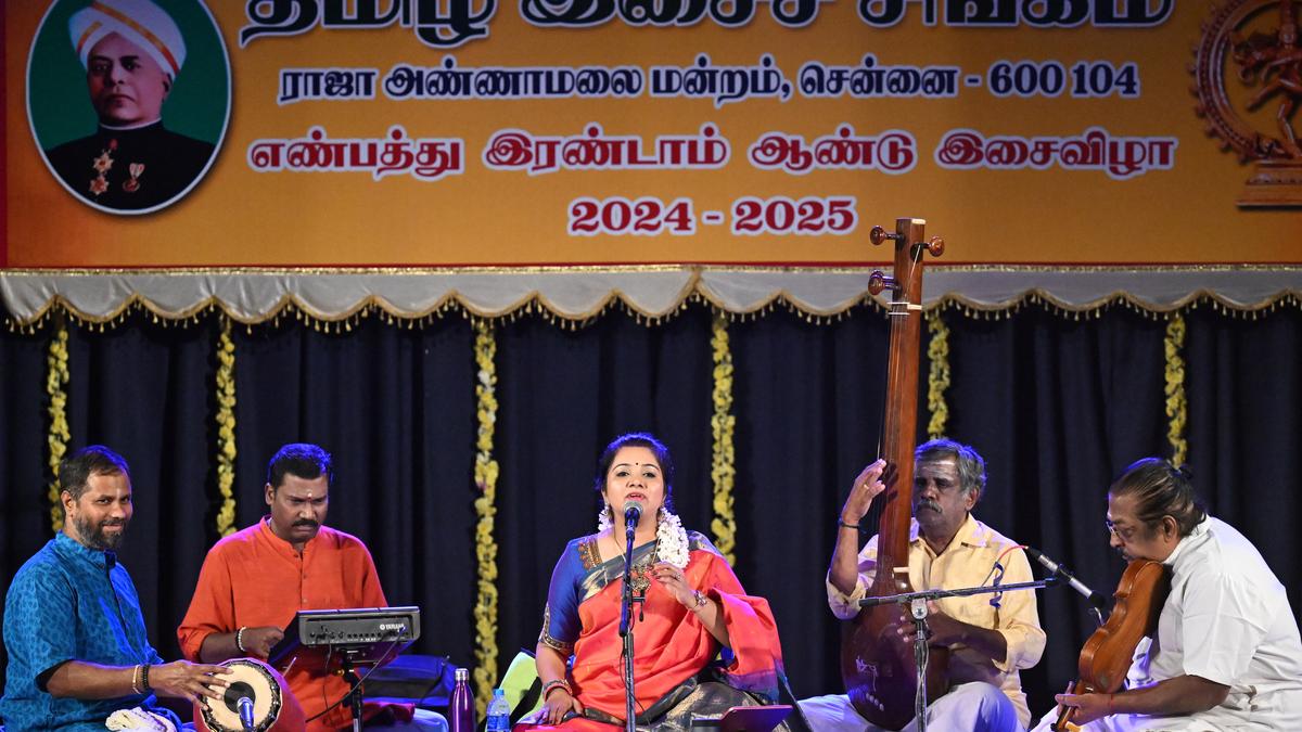 Mahathi’s ode to Tamil language and culture