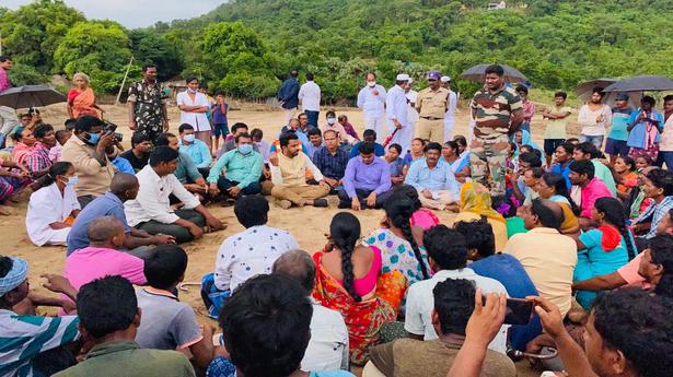 Andhra Pradesh: Flooded habitations may have to be in the dark for a few days more